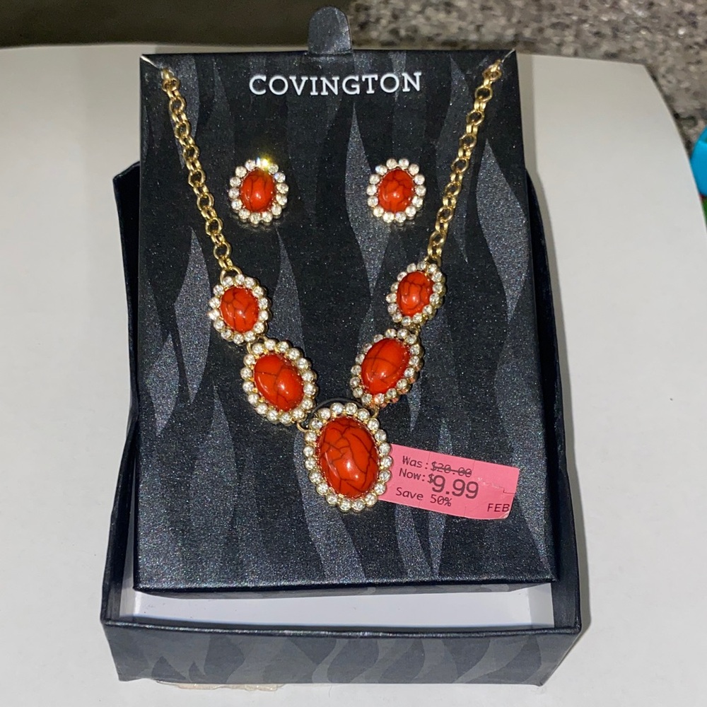 Covington Gold Necklace with Red Accents